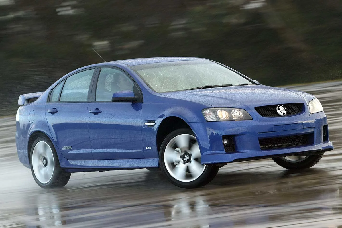 Holden Commodore Manual (2002-Current)
